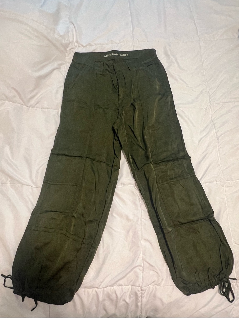 American Eagle Outfitters Women’s Olive Green Drawstring Cargo Pants